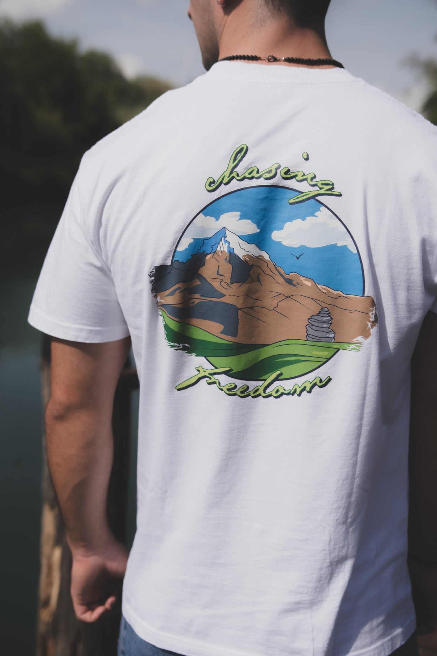 Mountain tee